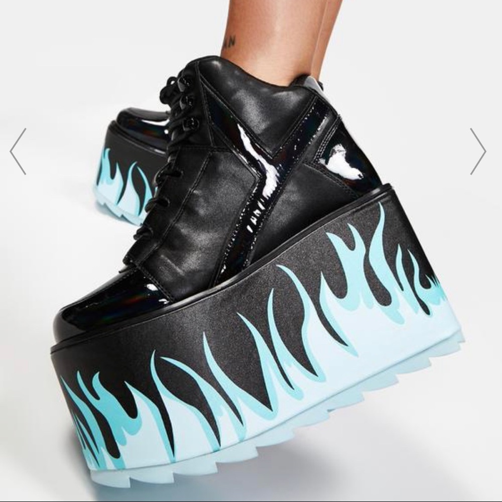 YRU Blue Flame Qozmo Platforms
